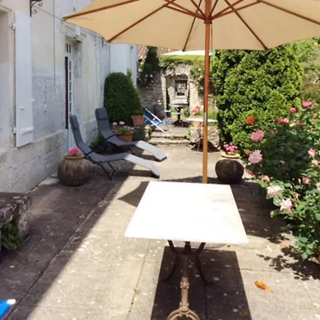 Maison De Charme A + Grand Jardin Julienne