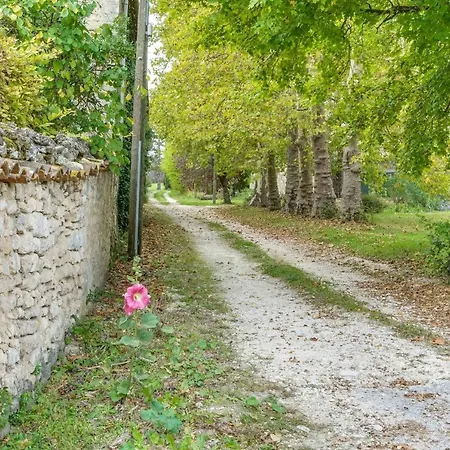 Maison De Charme A + Grand Jardin Julienne