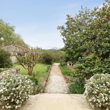 度假居 Maison De Charme A + Grand Jardin *