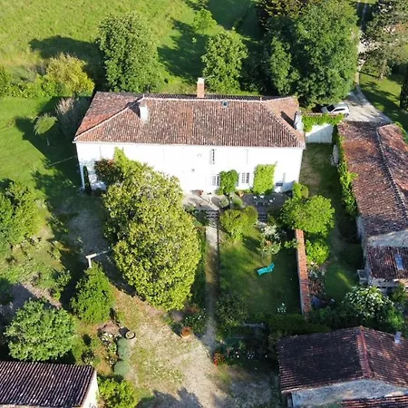 度假居 Maison De Charme A + Grand Jardin